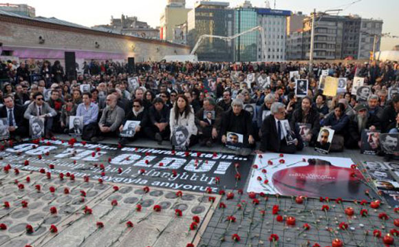 İstanbul’da tarihi Seyfo konuşması